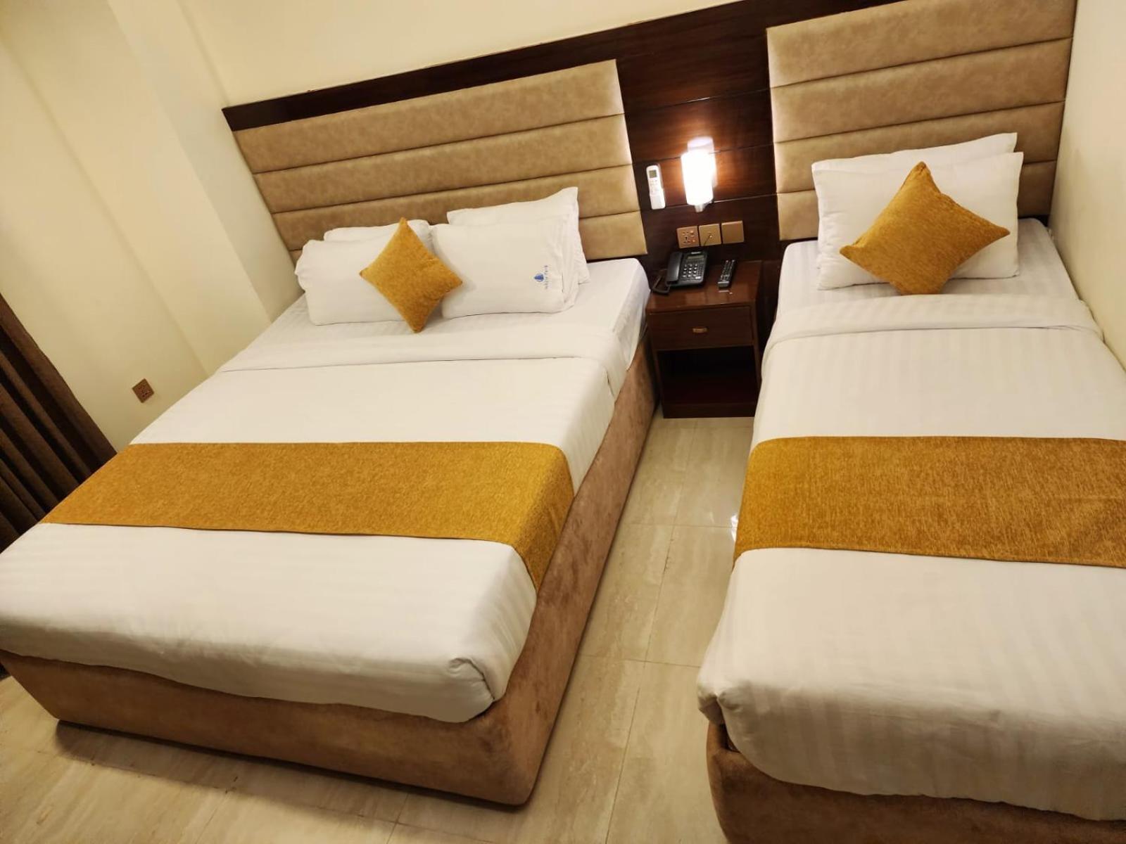 White Park Hotel & Suites Chittagong Esterno foto
