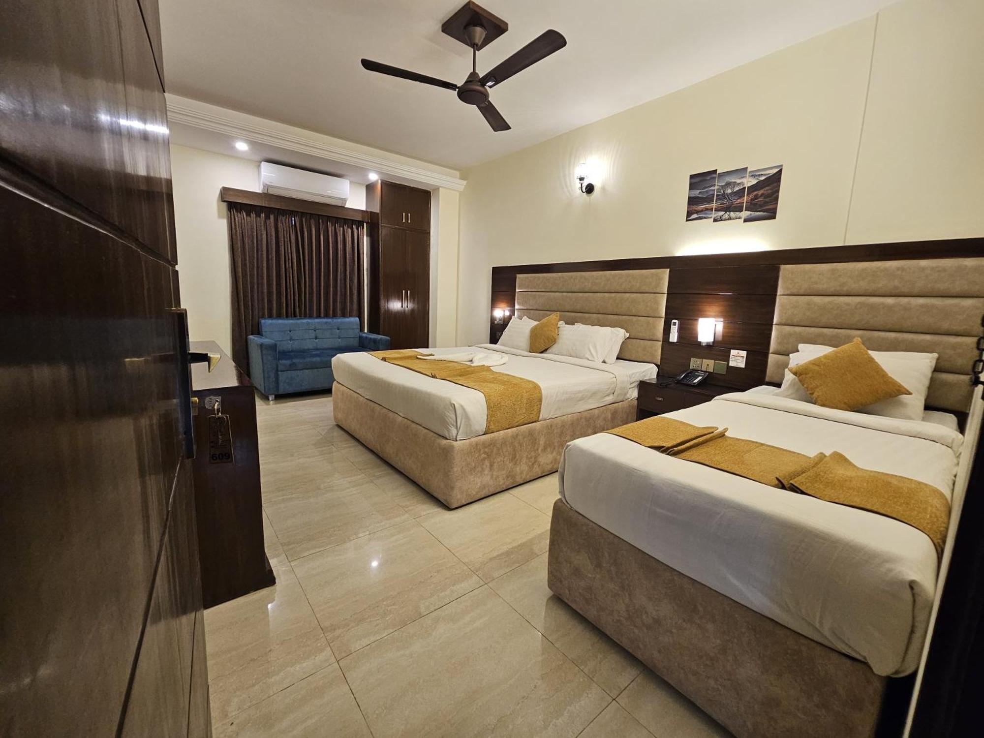 White Park Hotel & Suites Chittagong Esterno foto